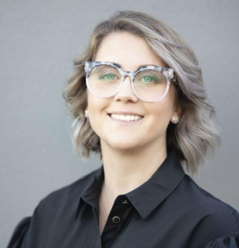 Professional business headshot of Tifanny Ernst